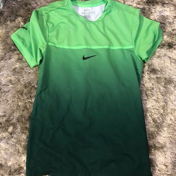 dark green dri fit shirt
